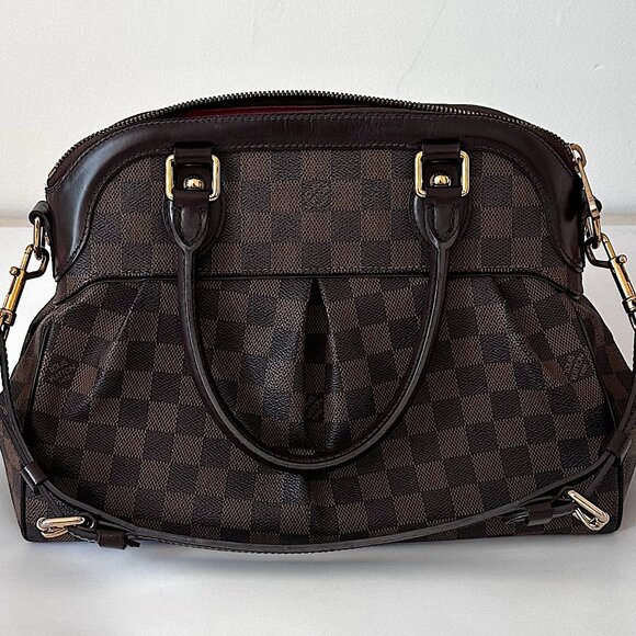 Authentic Louis VuittonLogo Bag Women